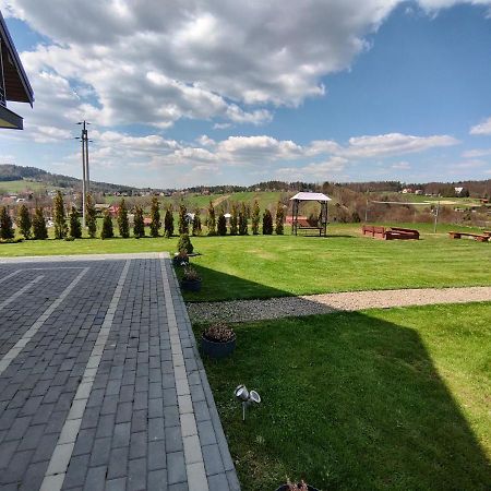 Domek Letniskowy Elizjum Myczkow Bagian luar foto